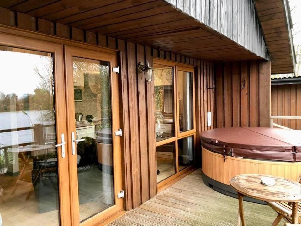 Holly Lodge 14 Hot Tub York Exteriör bild